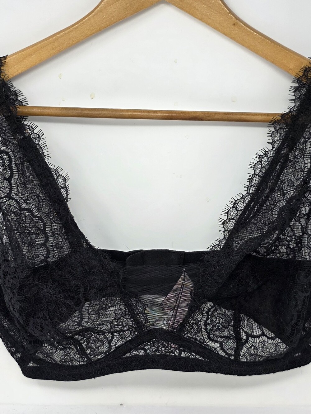 Victoria's Secret Dream Angels Unlined Plunge Bra Black Lace 38DD